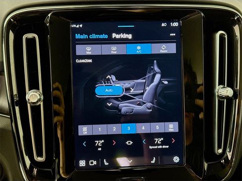 Used 2023 Volvo C40 P8 Recharge Plus image 16