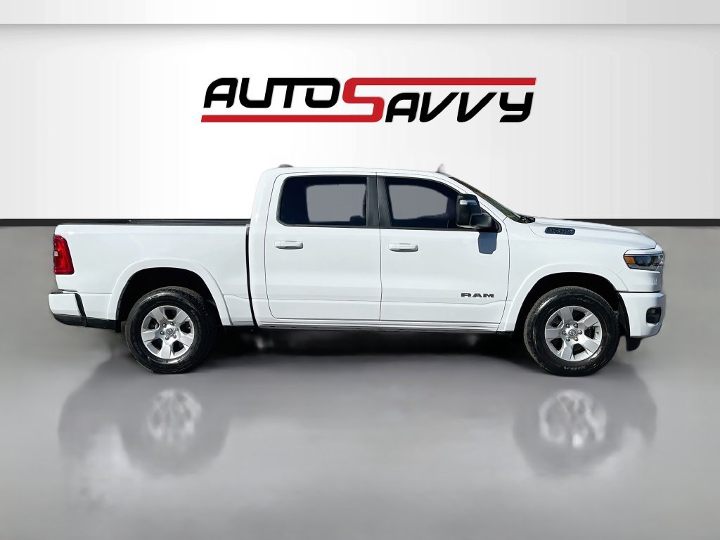 Used 2025 RAM 1500 4x4 Crew Cab image 8