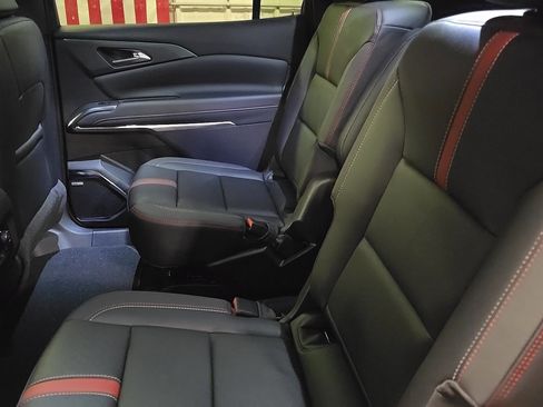 New 2026 Chevrolet Traverse RS image 15