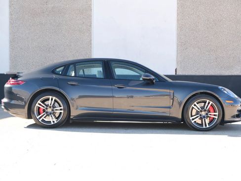 Used 2017 Porsche Panamera Turbo w/ Carbon Fiber Interior Package image 11