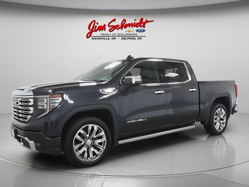Used 2024 GMC Sierra 1500 Denali w/ Denali Reserve Package AWD/4WD image 2