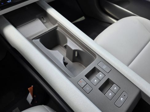 Certified 2024 Hyundai Ioniq 6 Limited AWD/4WD image 26