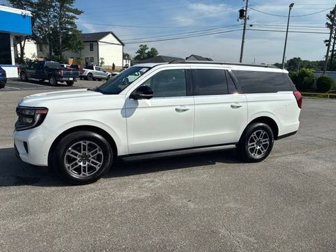 Used 2025 Ford Expedition Max Active RWD image 7