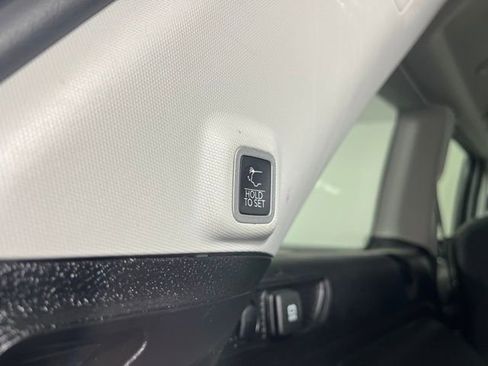 Used 2023 Jeep Grand Cherokee Limited image 43