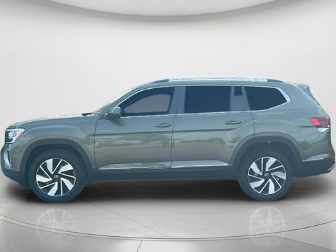 New 2026 Volkswagen Atlas SEL image 8