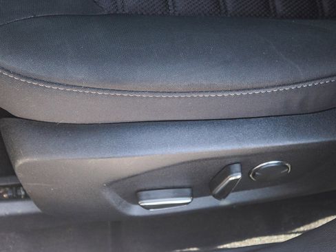 Used 2020 Ford Fusion SE image 22