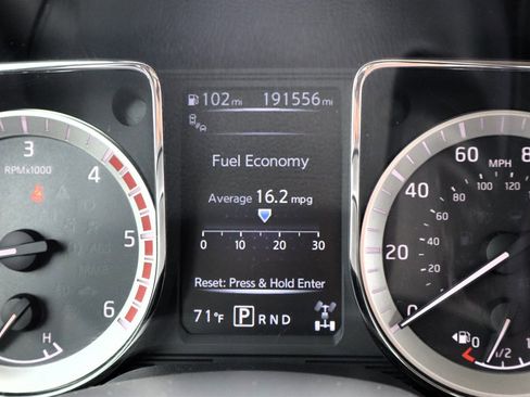 Used 2017 Nissan Titan Platinum Reserve AWD/4WD image 29
