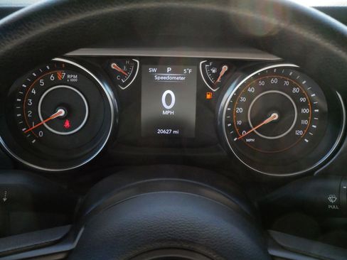 Used 2023 Jeep Wrangler Sport image 21