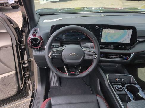 New 2027 Chevrolet Equinox RS w/ Safety and Technology Package AWD/4WD image 12