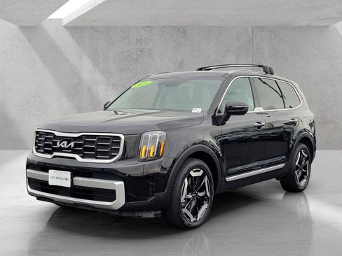 Used 2025 Kia Telluride S AWD/4WD image 8