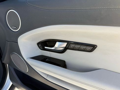 Used 2017 Land Rover Range Rover Evoque HSE image 29