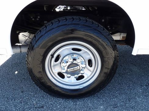 Used 2022 Ford F250 XL w/ Power Equipment Group AWD/4WD image 69