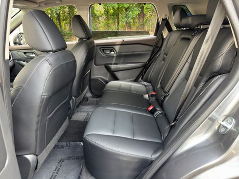 Used 2022 Nissan Rogue SL w/ SL Premium Package FWD image 38
