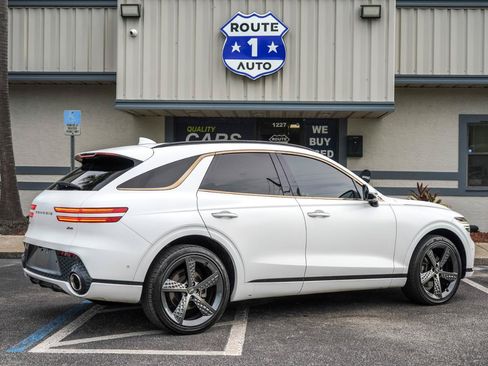 Used 2022 Genesis GV70 2.5T w/ Sport Prestige Package AWD/4WD image 6
