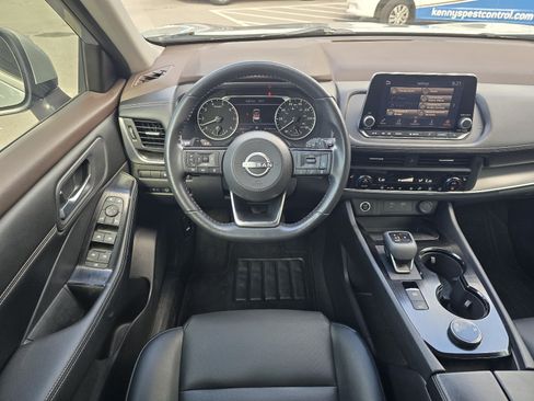 Used 2023 Nissan Rogue SV w/ SV Premium B Package AWD/4WD image 13