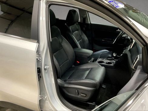 Used 2020 Kia Sportage EX w/ Option Group 15 AWD/4WD image 28