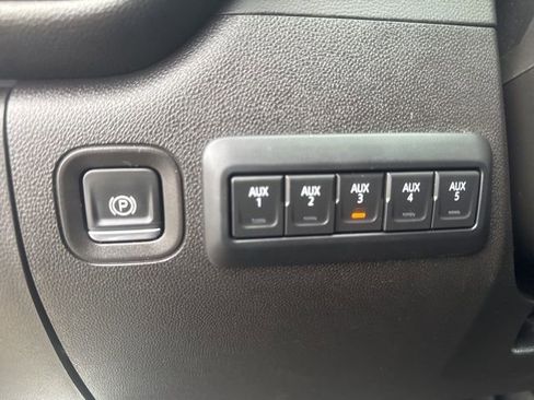 Used 2025 Chevrolet Silverado 2500 Custom w/ Snow Plow Prep/Camper Package image 16