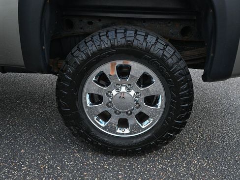 Used 2013 GMC Sierra 2500 SLT w/ SLT Convenience Package AWD/4WD image 13