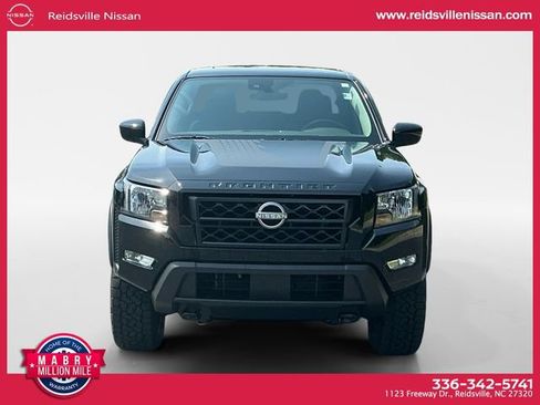 Used 2024 Nissan Frontier SV w/ Hardbody Edition AWD/4WD image 8