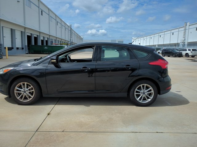 Used 2015 Ford Focus SE FWD image 8