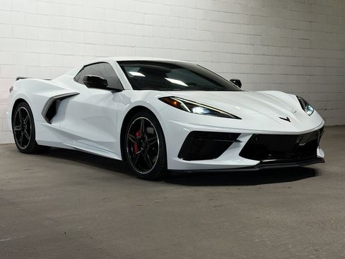 Used 2022 Chevrolet Corvette Stingray Preferred Conv w/ Z51 Performance Package RWD image 6
