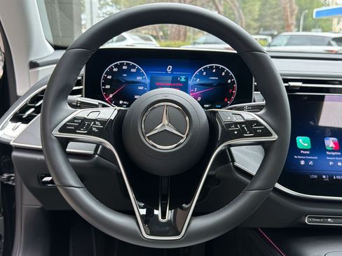 Used 2024 Mercedes-Benz E 350 4MATIC Sedan image 11