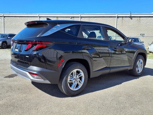 New 2026 Hyundai Tucson SE AWD/4WD image 3