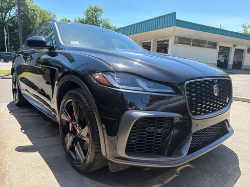 Used 2021 Jaguar F-PACE SVR AWD/4WD image 3