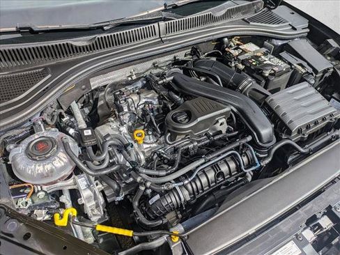 Used 2024 Volkswagen Jetta SE image 23