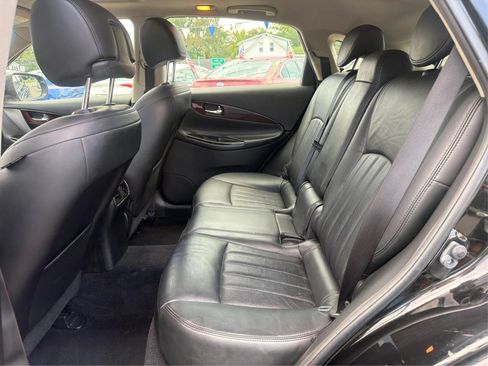 Used 2016 INFINITI QX50 AWD w/ Deluxe Touring Package image 10