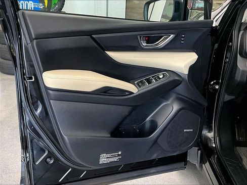 Used 2023 Subaru Ascent Limited w/ Technology Package image 9