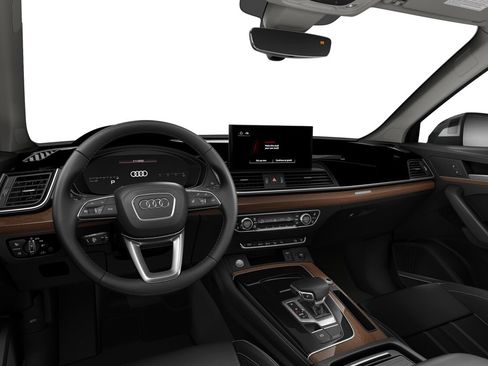 Certified 2023 Audi Q5 2.0T Prestige w/ Prestige Package AWD/4WD image 3