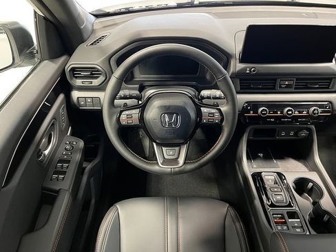New 2026 Honda Pilot TrailSport image 27