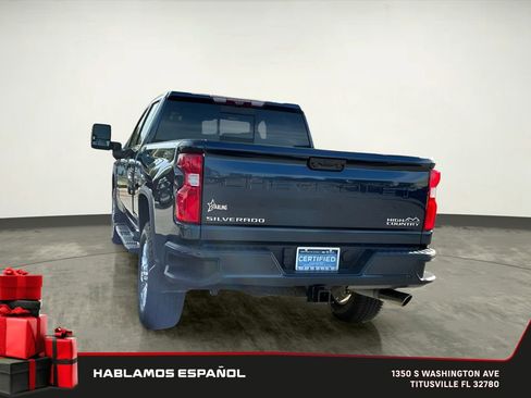 Used 2022 Chevrolet Silverado 2500 High Country w/ Technology Package image 6