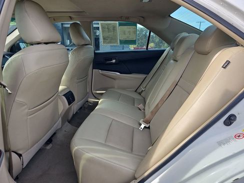 Used 2013 Toyota Camry XLE image 17