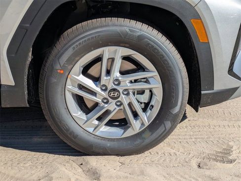 New 2026 Hyundai Tucson SE image 10