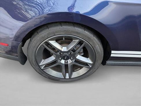 Used 2010 Ford Mustang Shelby GT500 image 7