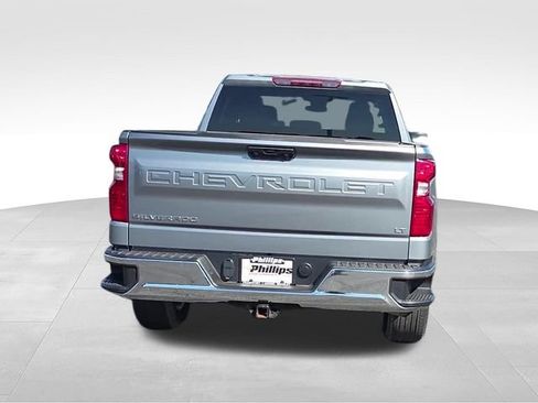 Used 2023 Chevrolet Silverado 1500 LT AWD/4WD image 4