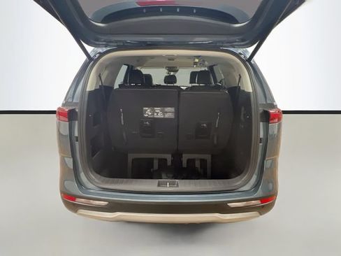 Certified 2023 Kia Carnival EX FWD image 27