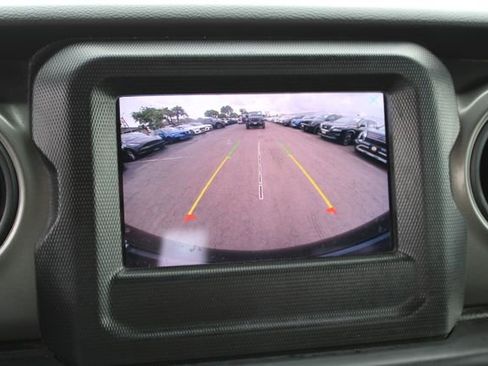 Used 2023 Jeep Wrangler Sport image 26