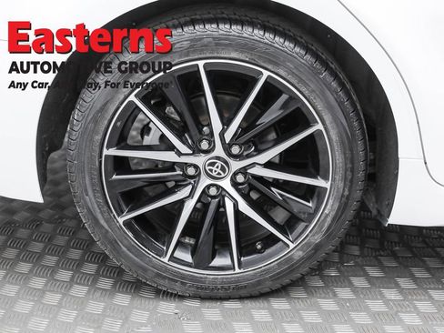 Used 2024 Toyota Camry SE FWD image 29