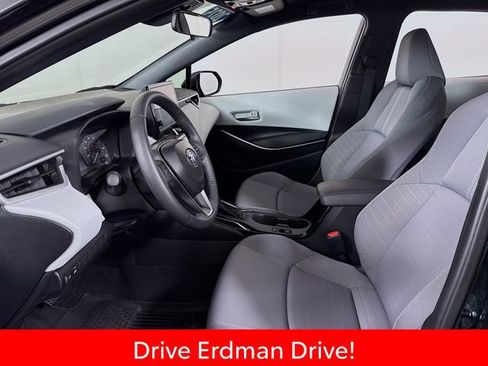 Certified 2025 Toyota Corolla SE image 6