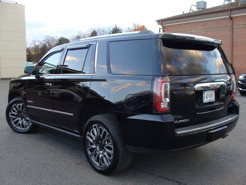 Used 2019 GMC Yukon Denali w/ Denali Ultimate Package image 4