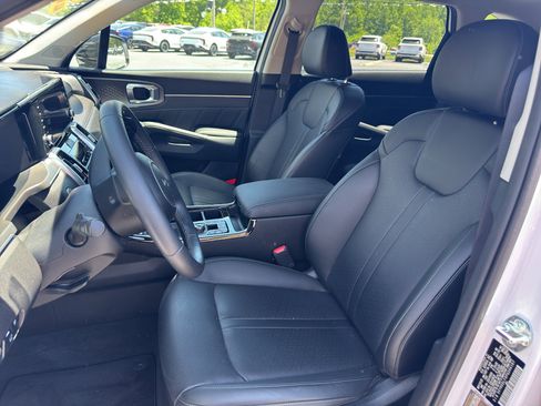 Used 2023 Kia Sorento SX AWD/4WD image 9