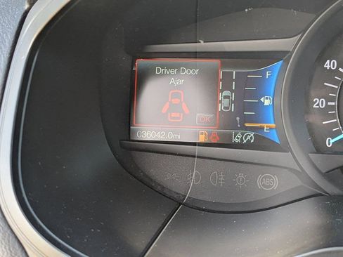 Used 2023 Ford Edge ST-Line image 30