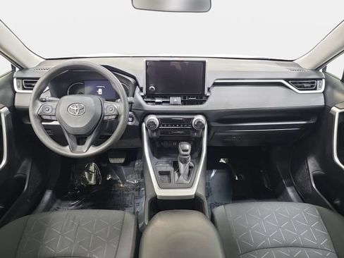 Certified 2024 Toyota RAV4 XLE FWD image 9