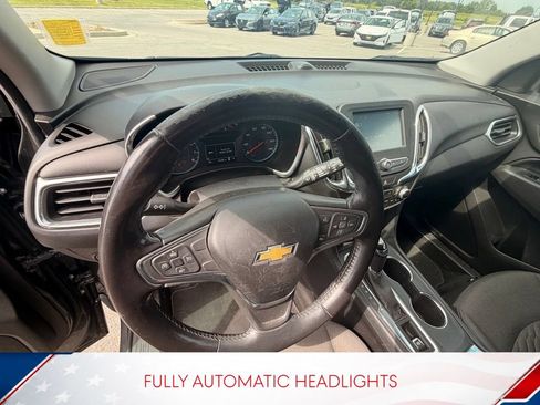 Used 2018 Chevrolet Equinox LT FWD image 10