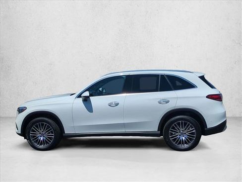 Certified 2026 Mercedes-Benz GLC 300 image 9