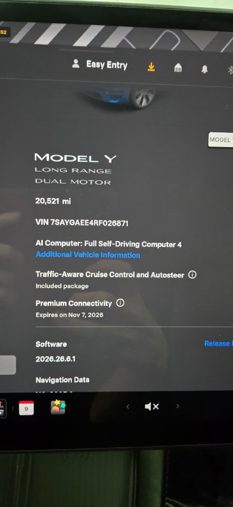 Used 2024 Tesla Model Y Long Range AWD/4WD image 7