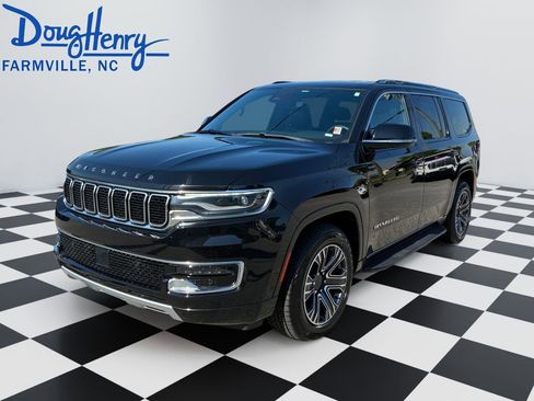 Used 2024 Jeep Wagoneer Series II w/ Flexible Seating Group AWD/4WD image 1